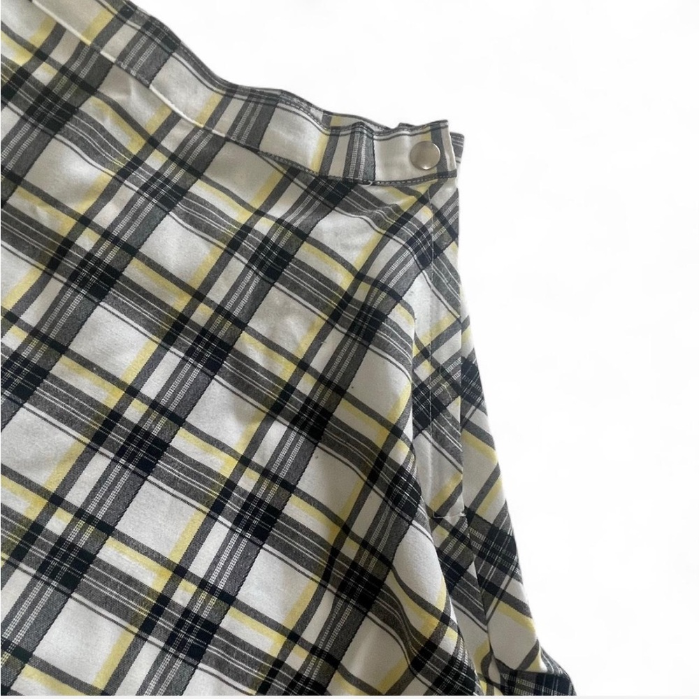 American Apparel Plaid Skirt - Picture 4 of 5